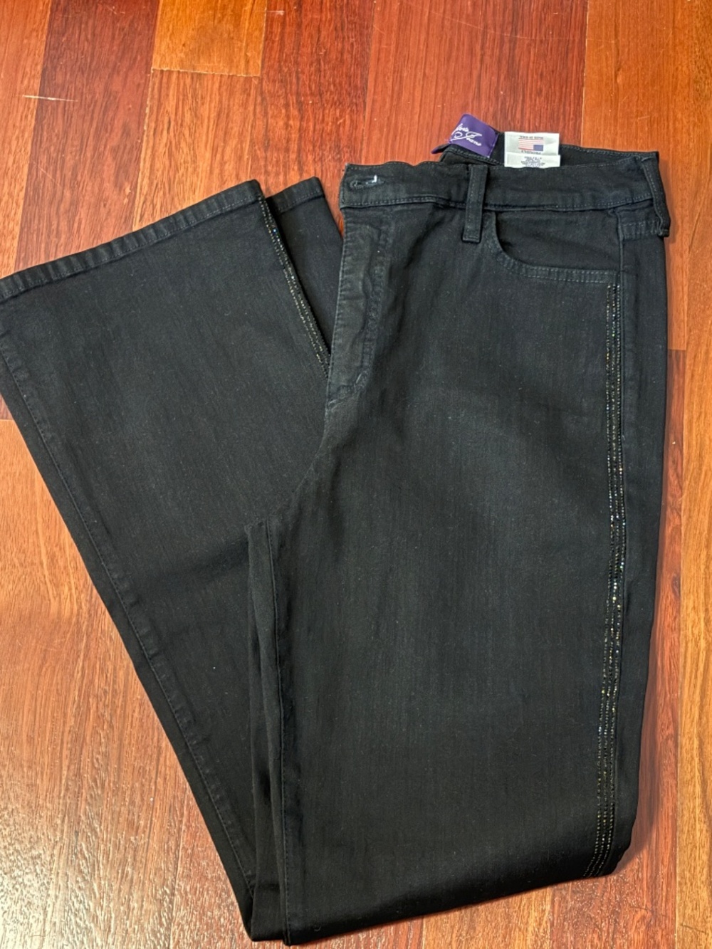 ✨ NYDJ Black Rhinestone Flare Jeans ✨